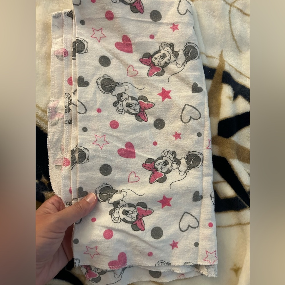 Disney Minnie mouse newborn receiving blanket NEW